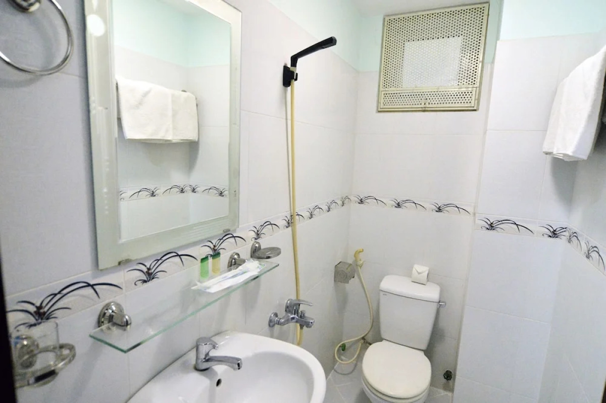 Lamenda Saigon Hotel