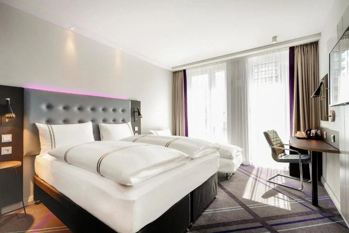 Отель Premier Inn Berlin Alexanderplatz