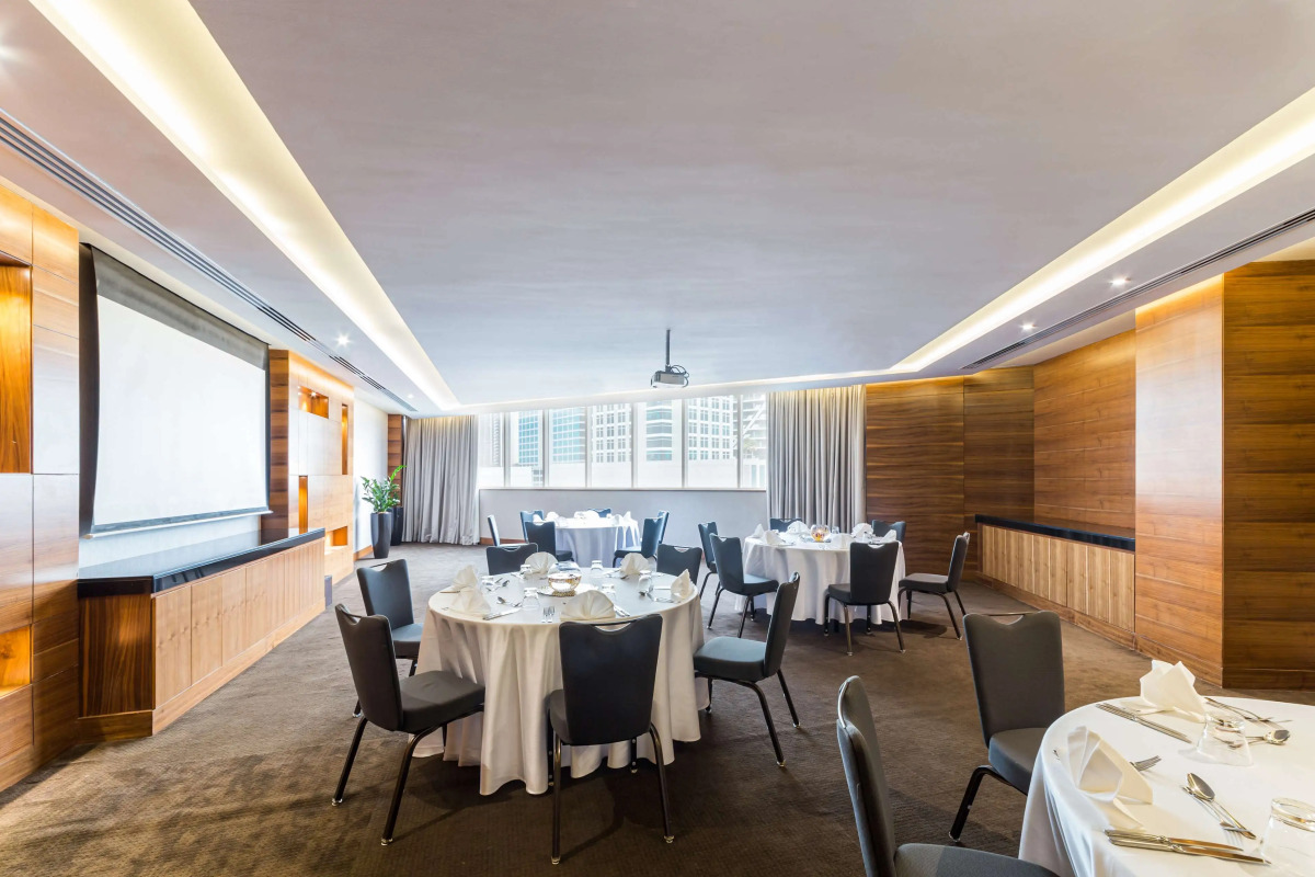 Radisson Blu Hotel, Dubai Waterfront