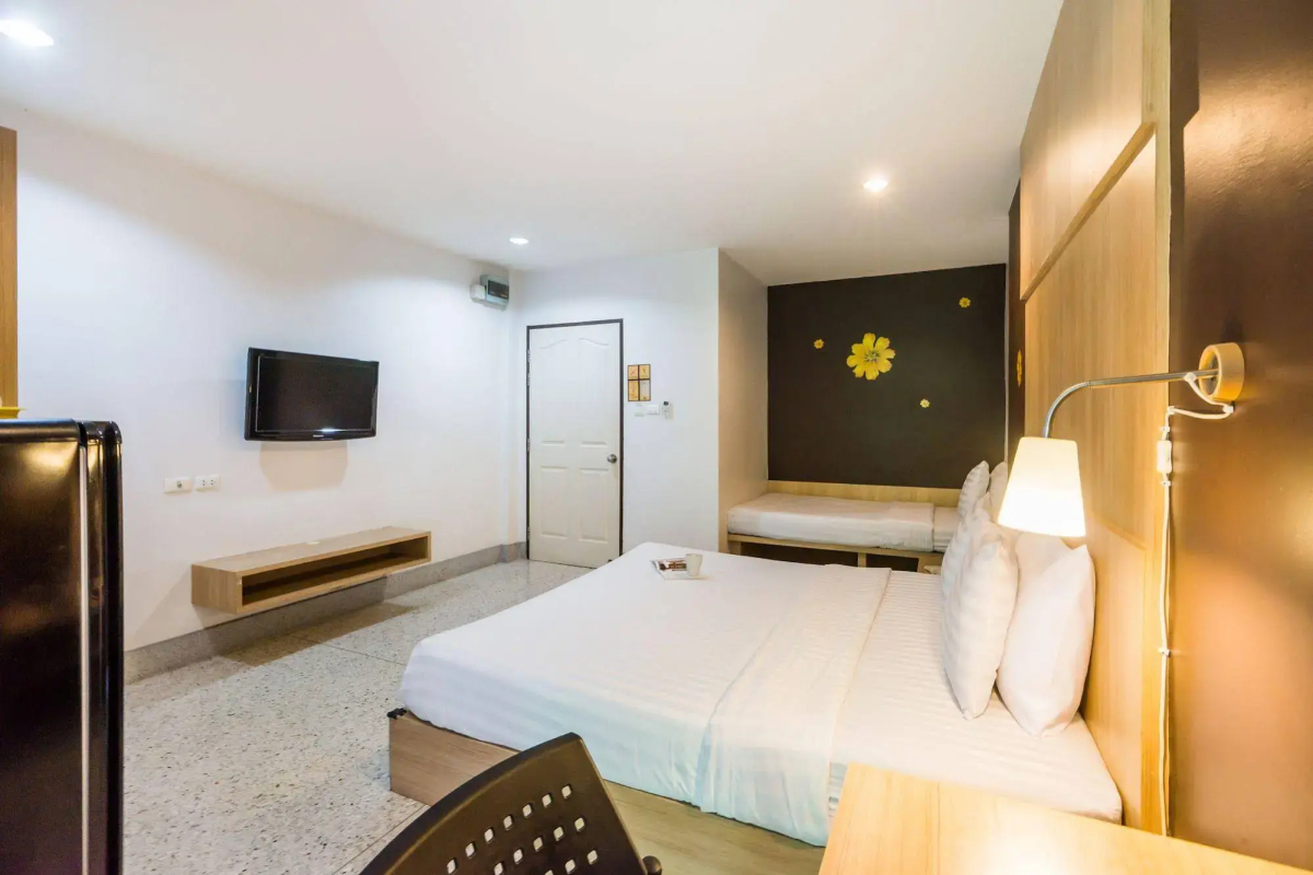 The Fifth Residence Hotel