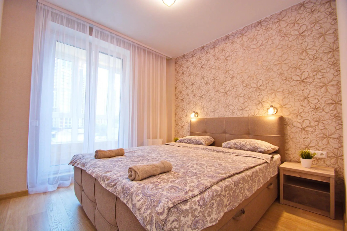 Апартон на проспекте Независимости 88