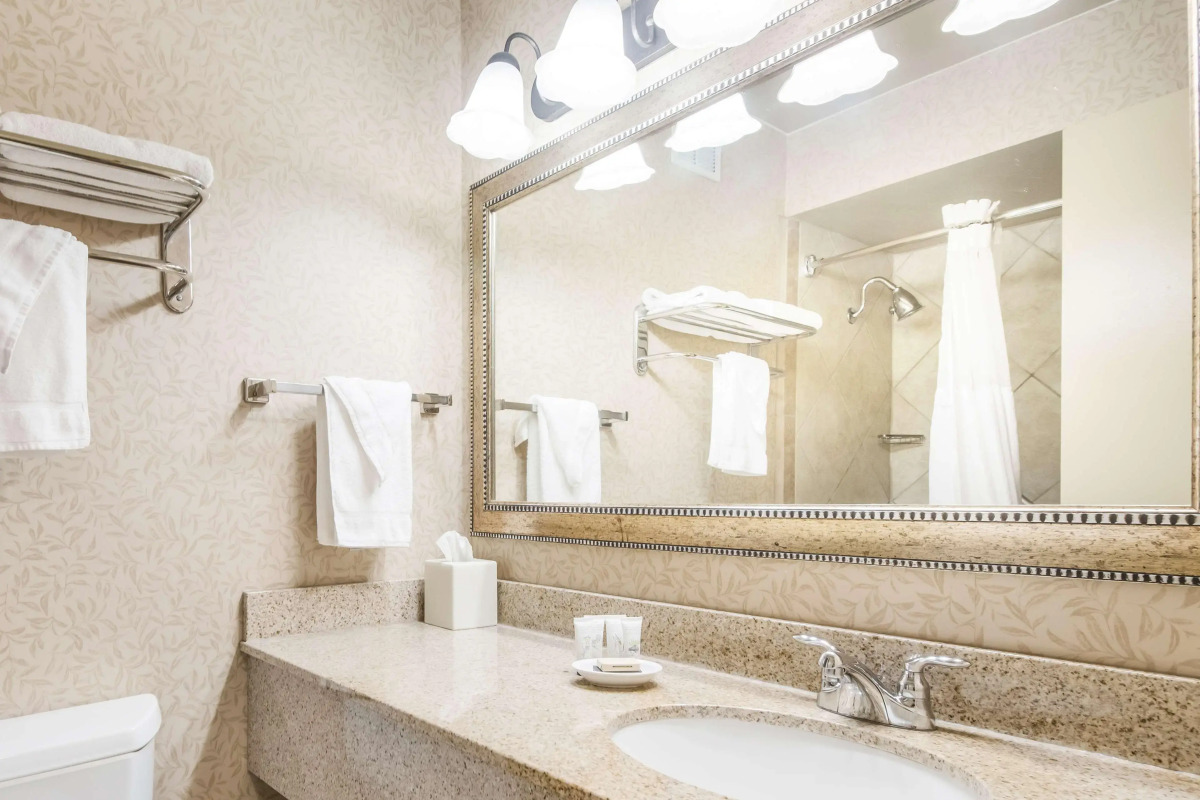 Red Lion Hotel Portland Airport