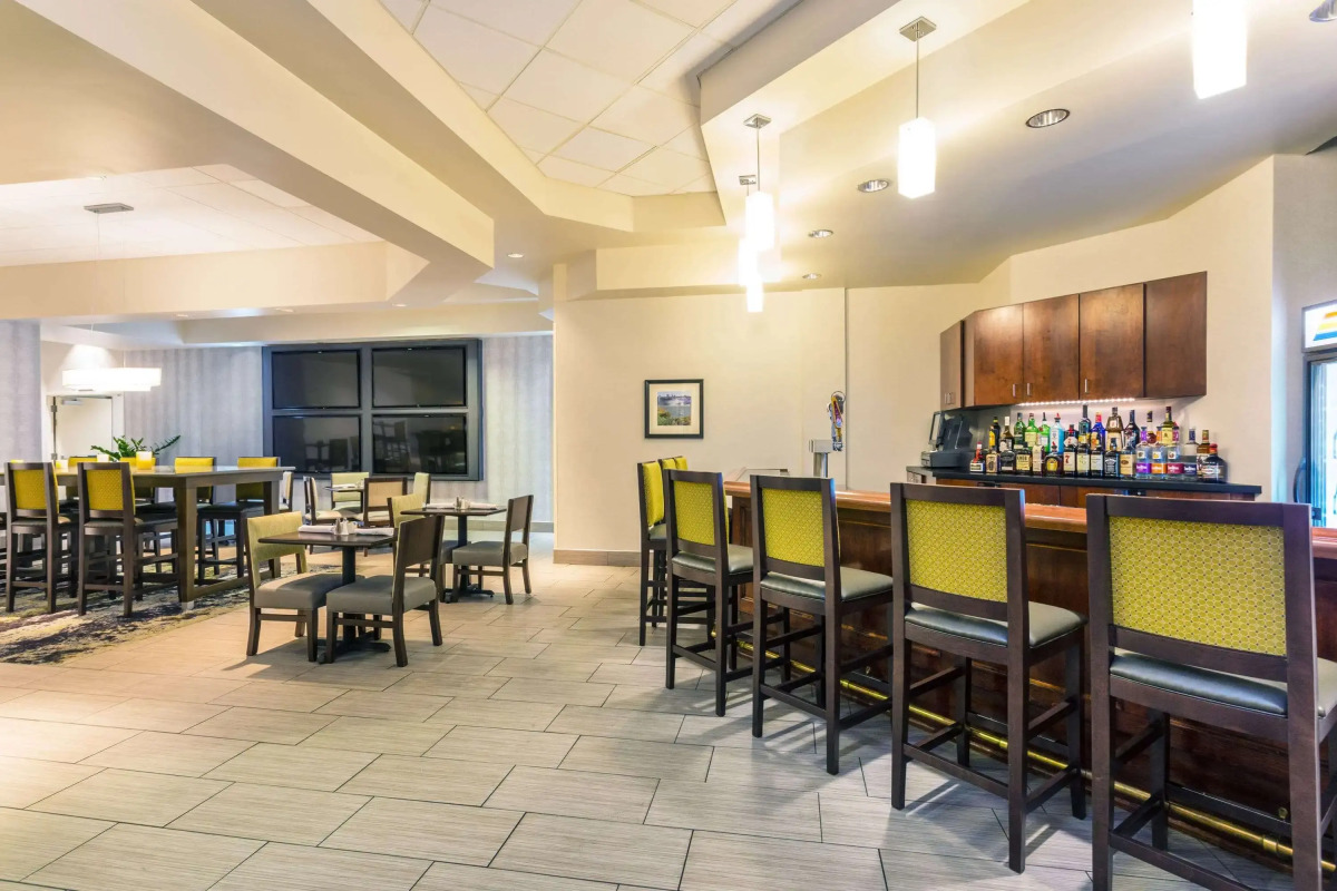 Wyndham Garden Buffalo Downtown