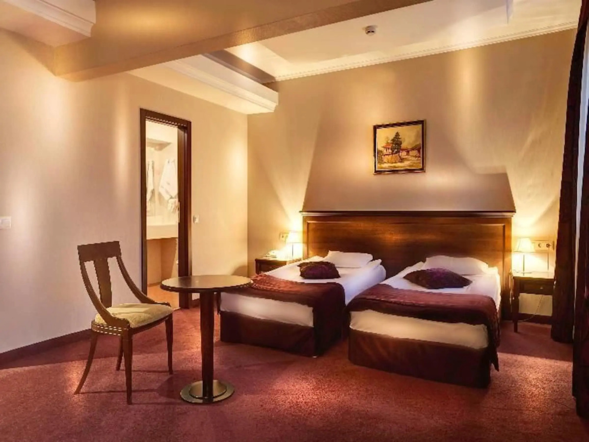 Yantra Grand Hotel -Sharlopov Hotels