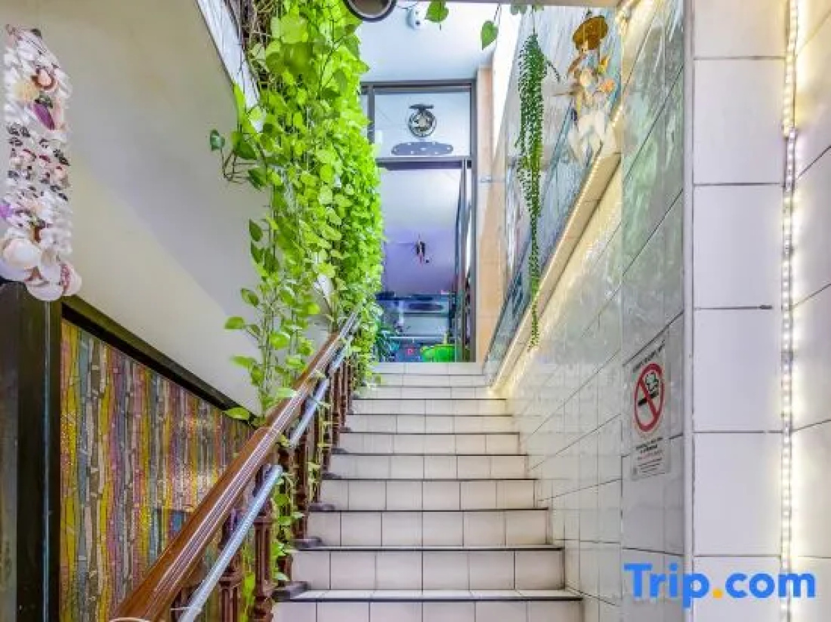 OYO 583 Sweethome Guest House