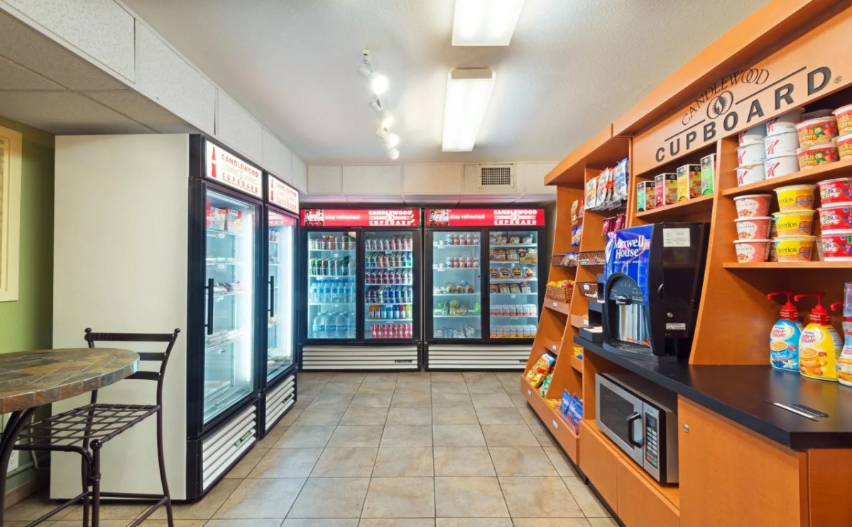 Sonesta Simply Suites Las Vegas Convention Center