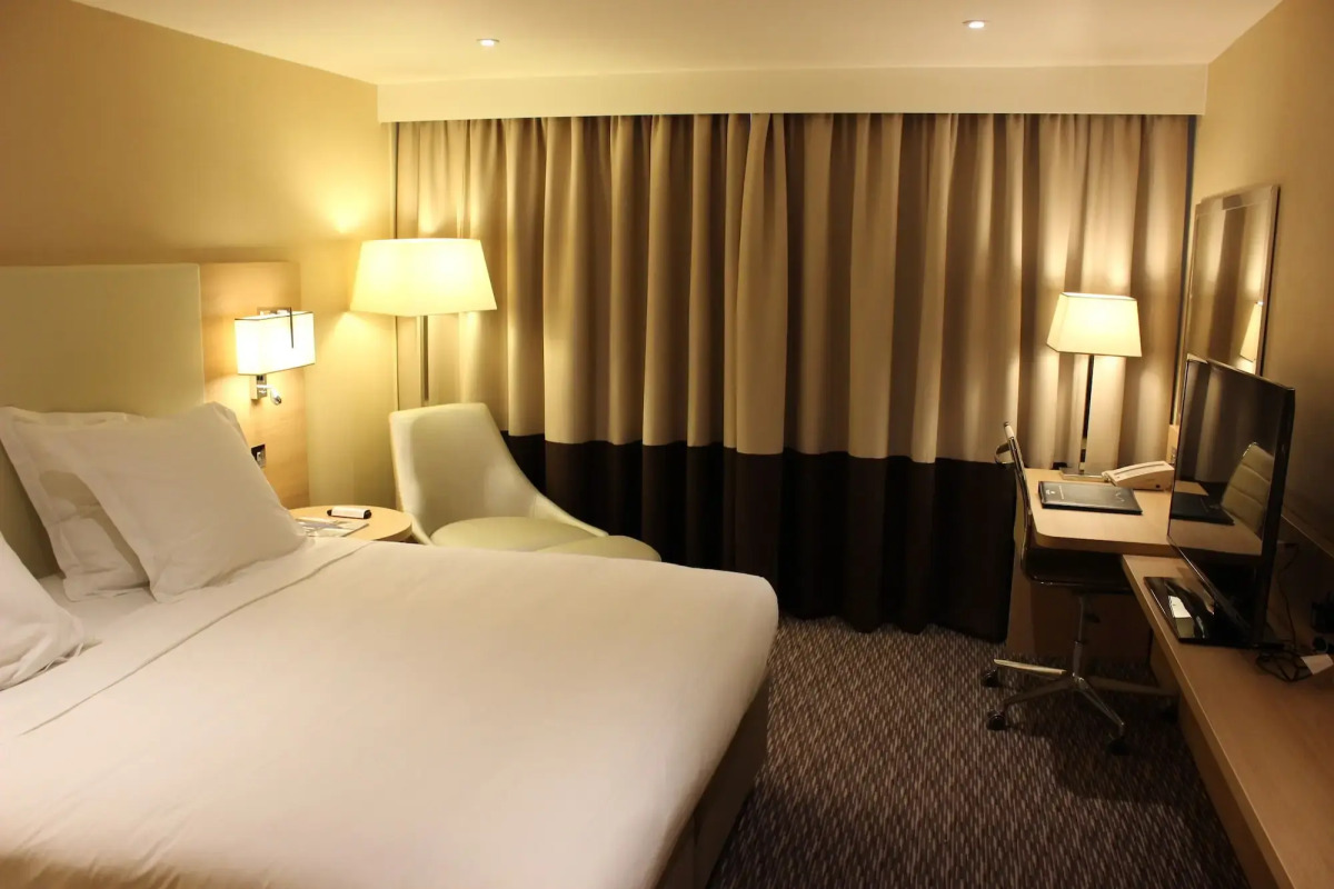 Renaissance London Heathrow Hotel