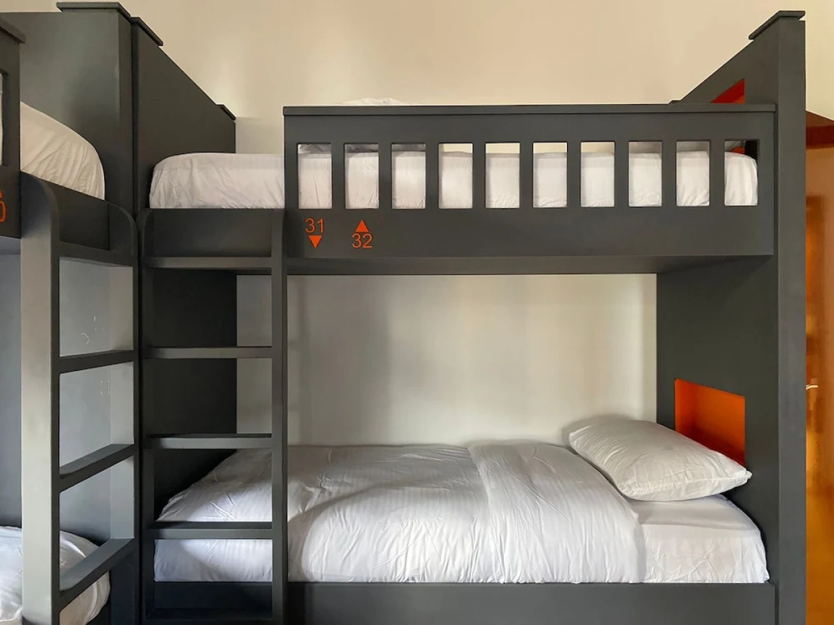 Grays Hostel By Haly