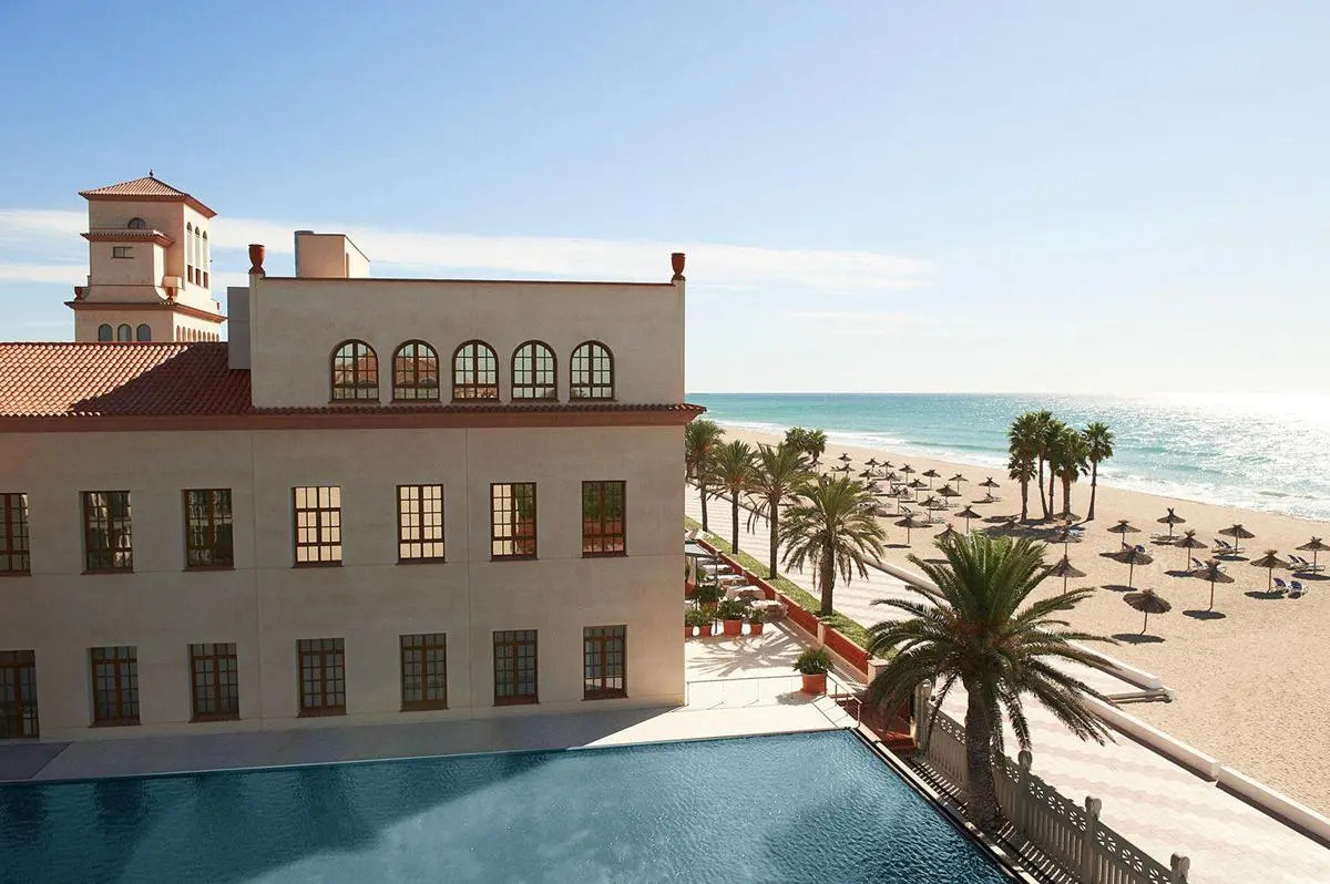 Le Meridien Ra Beach Hotel & Spa