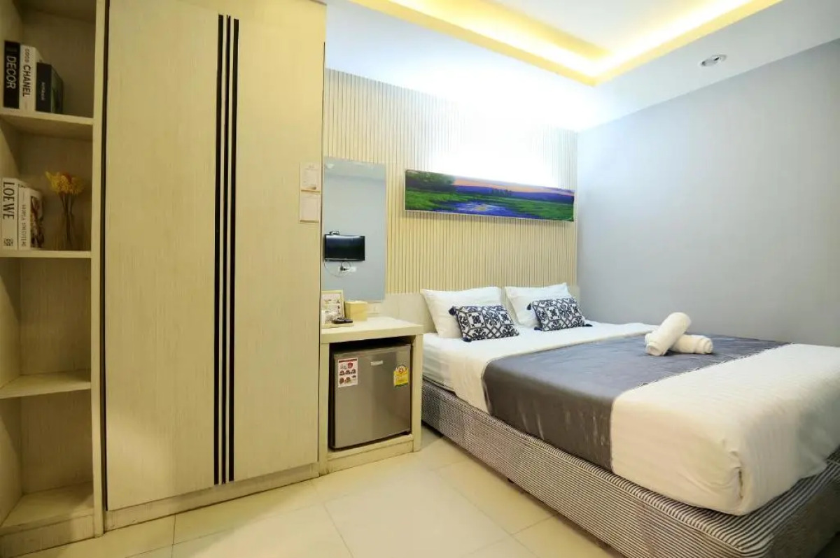 De Lux Bangkok Hotel