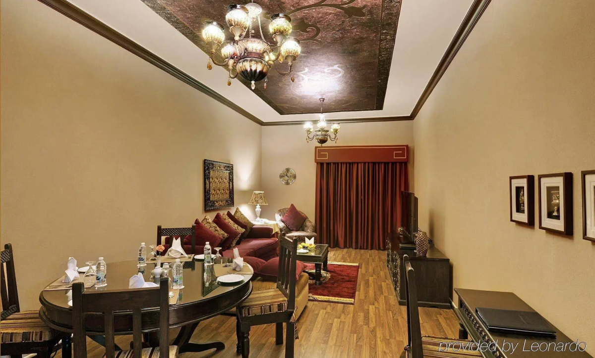 Lotus Downtown Metro Hotel Apartments