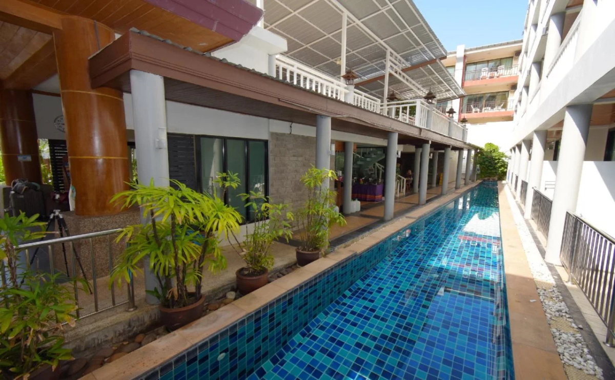 Honey Resort
