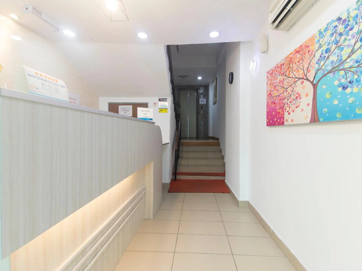 OYO 805 Hotel Run Star