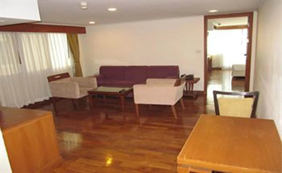 S.M. Grande Residence