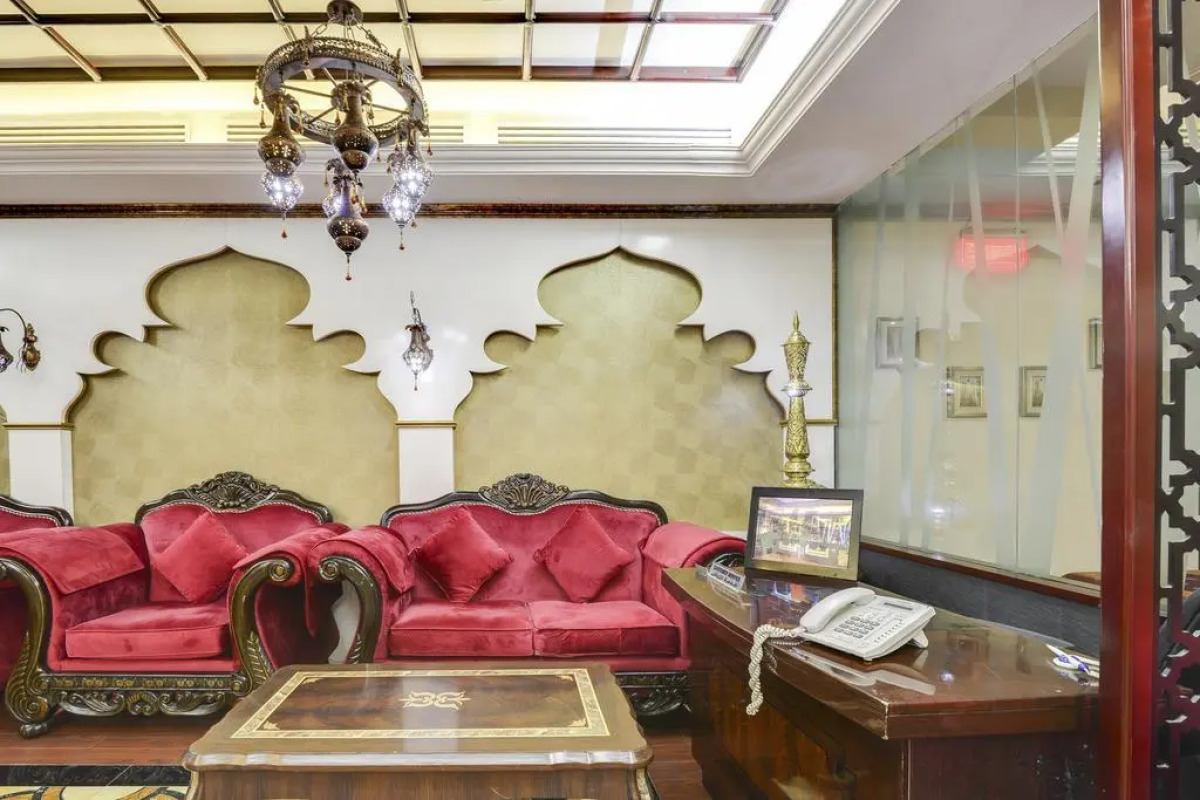 Palette Phoenix Hotel