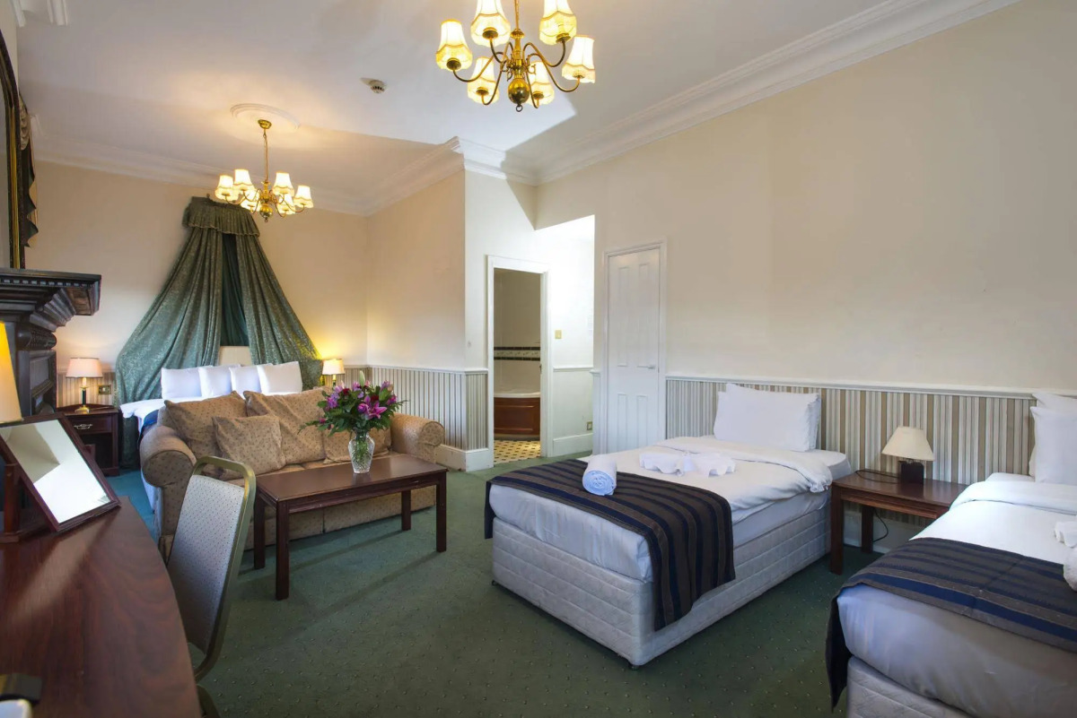 Hampton Court Palace Hotel