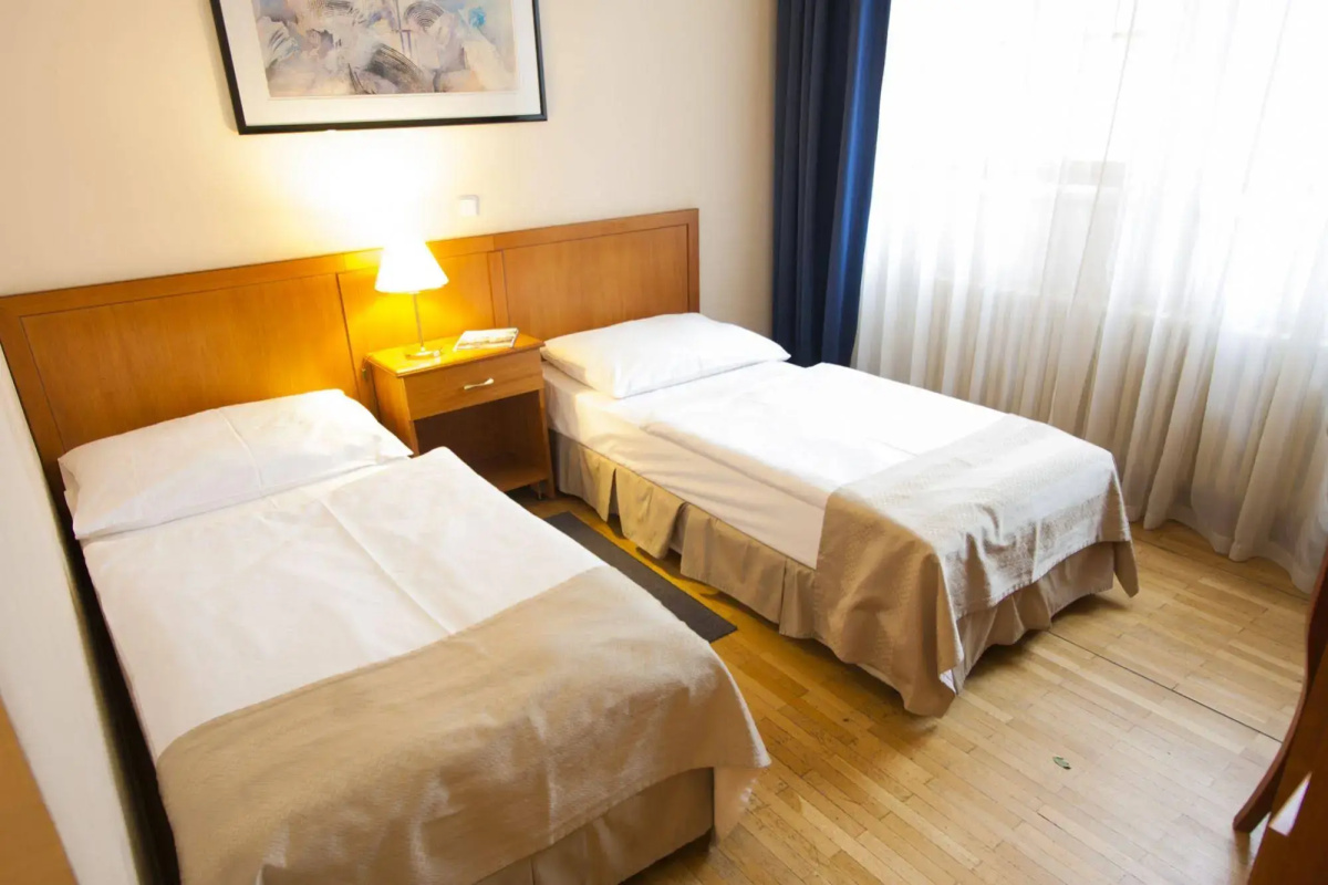 Hotel Modra ruze
