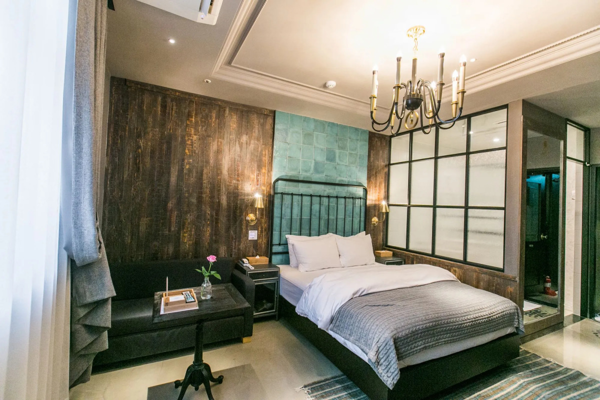 February Hotel The Signature Dongseongro