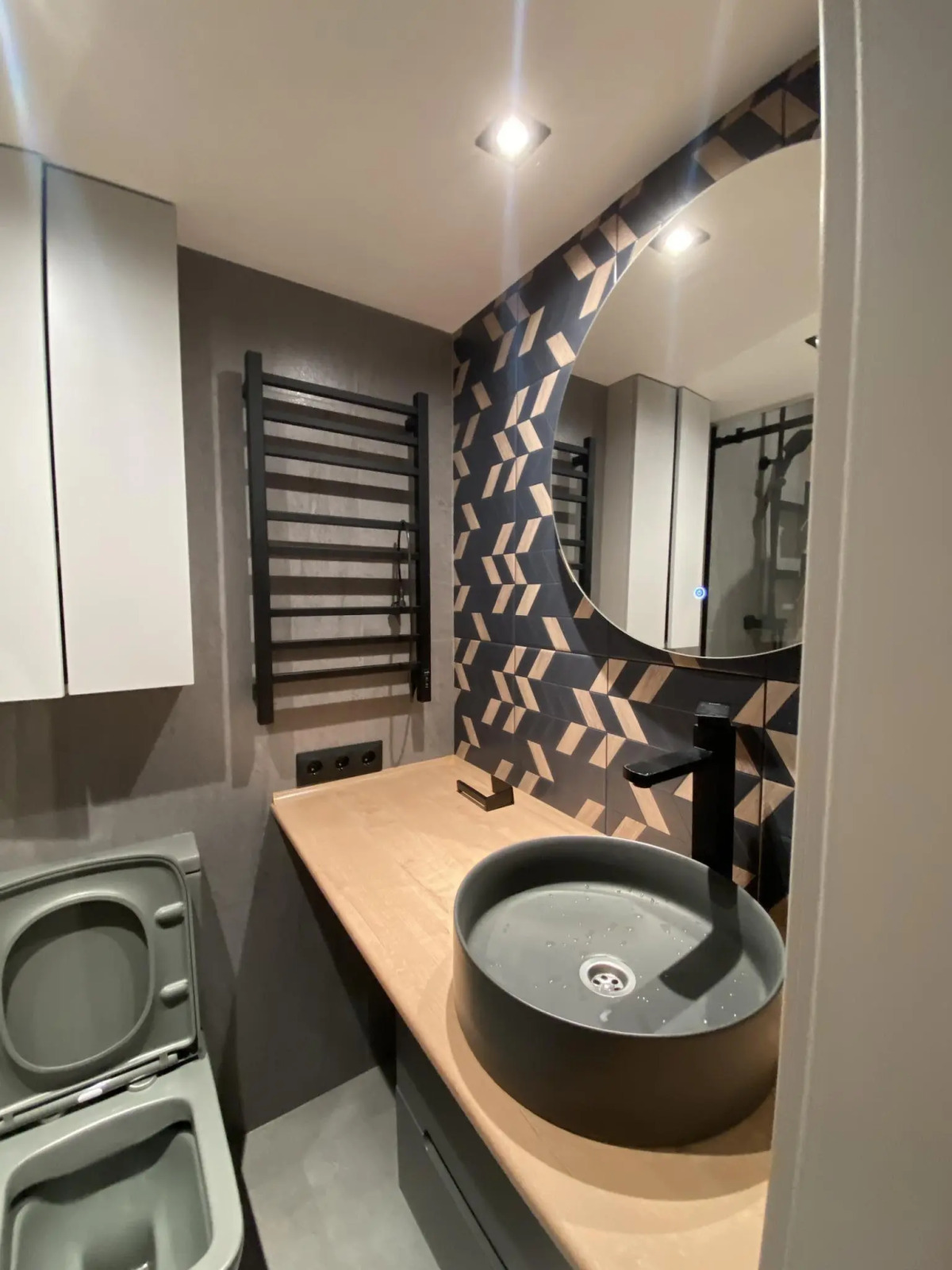 Апартаменты на Нижняя Первомайская 64