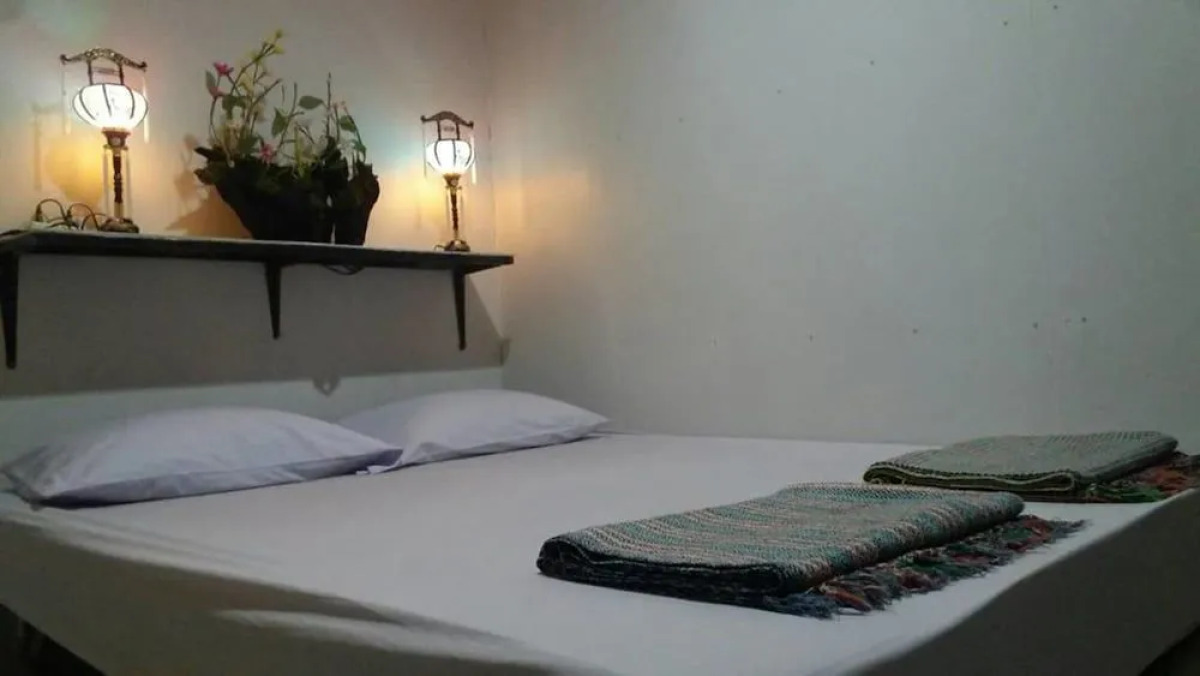 Adchara Mansion - Hostel