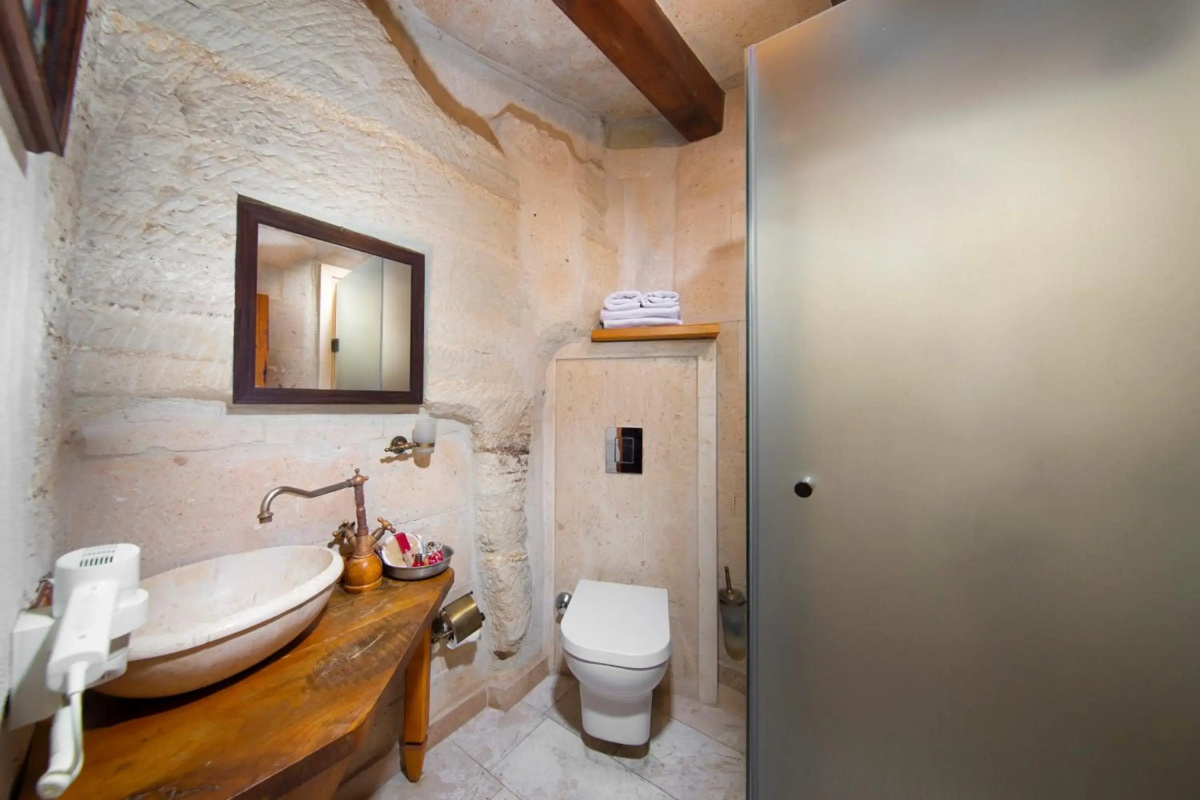 Terra Cave Hotel
