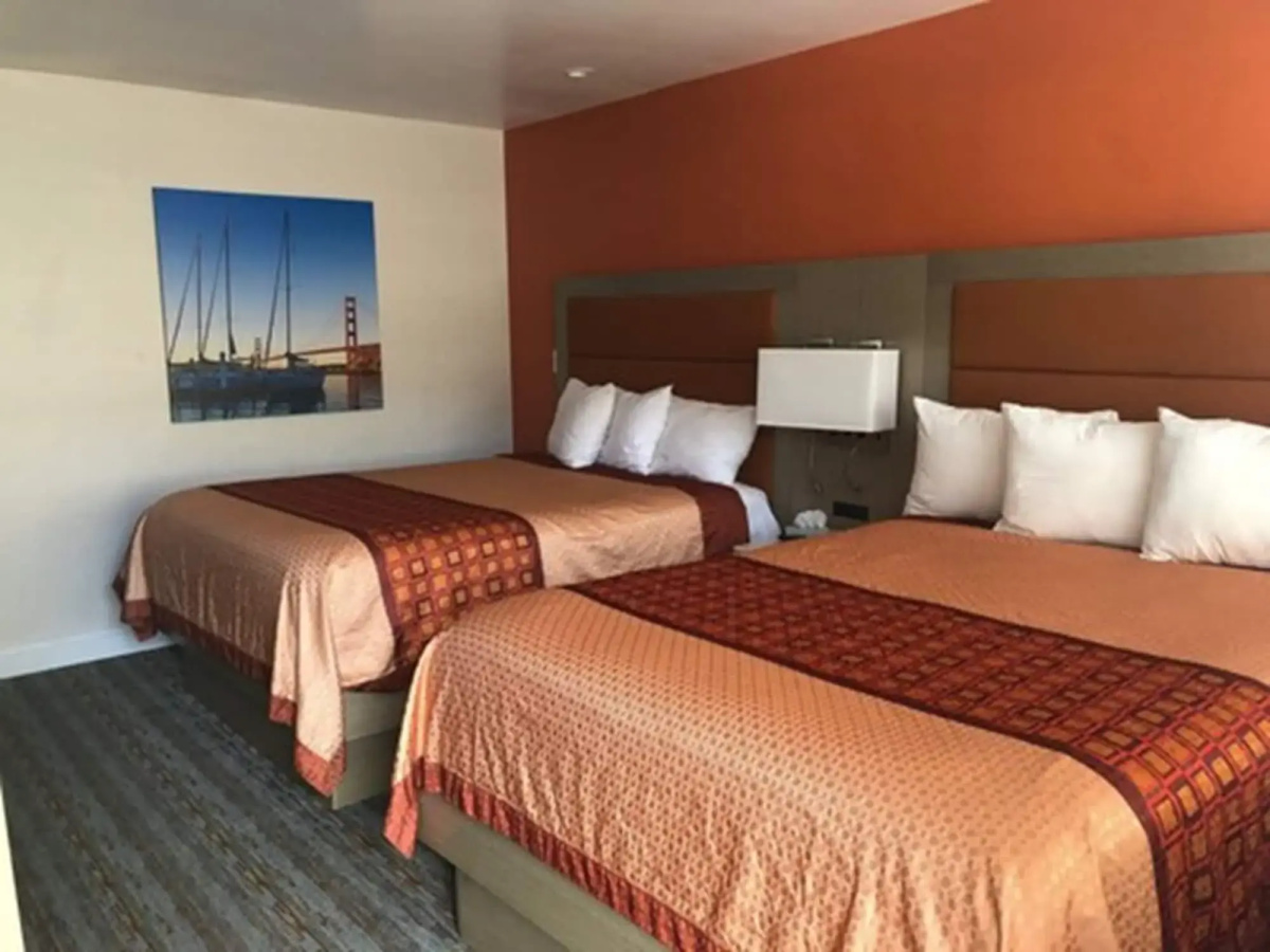 Presidio Parkway Inn