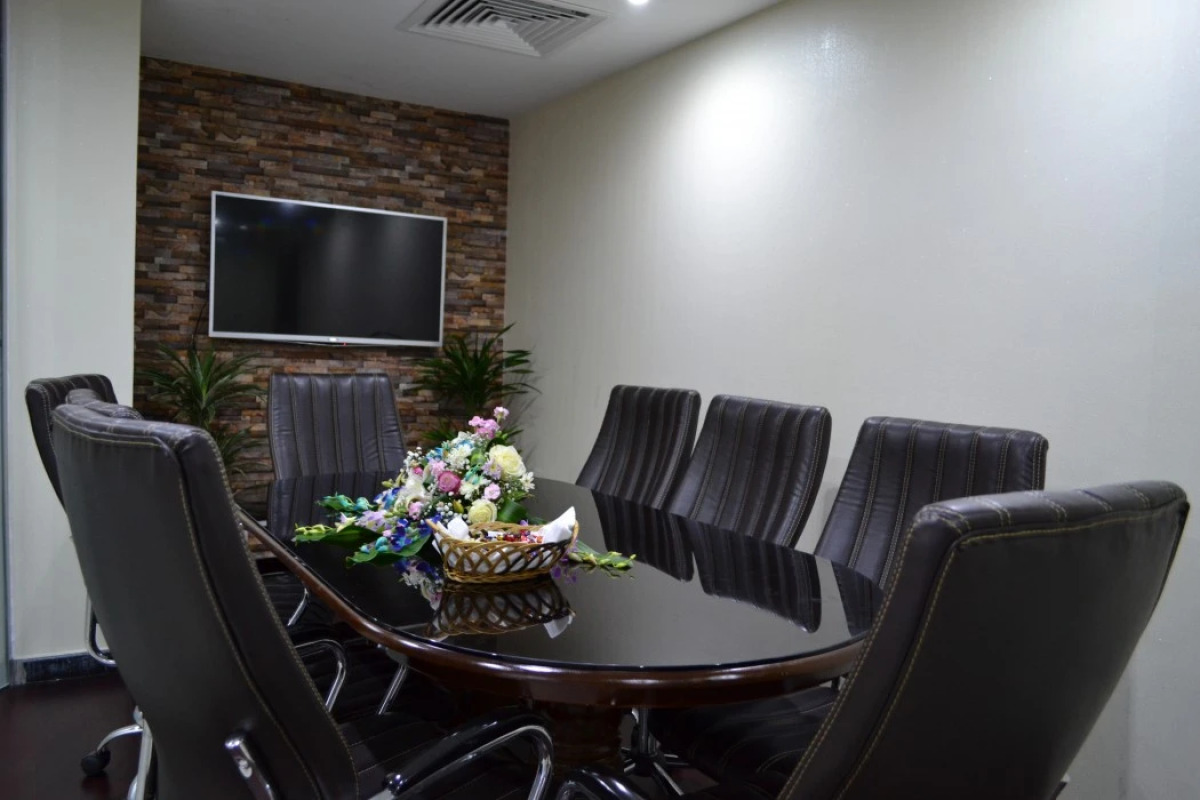 Отель Crystal Plaza