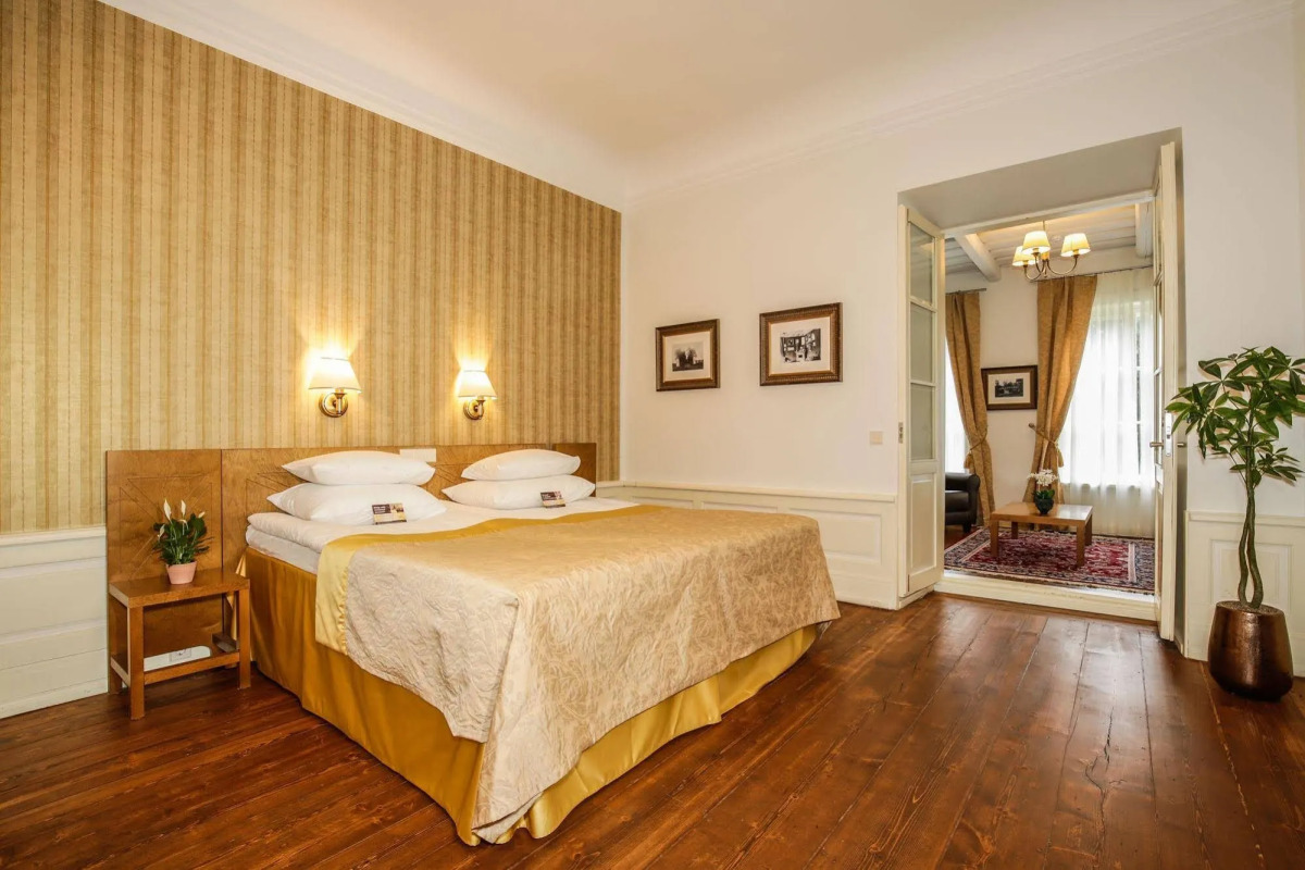 Загородный клуб и spa-центр усадьбы Вихула