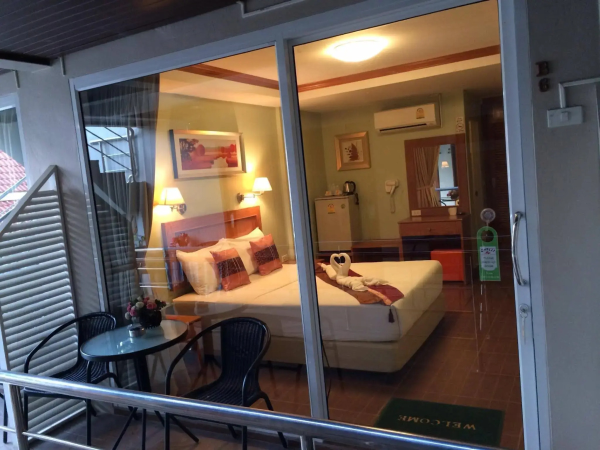 Chilli Hotel & Restaurant
