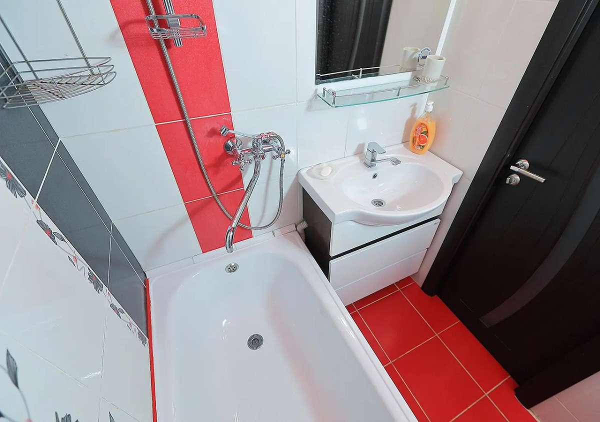 Vgosti на улице Алексеева 113