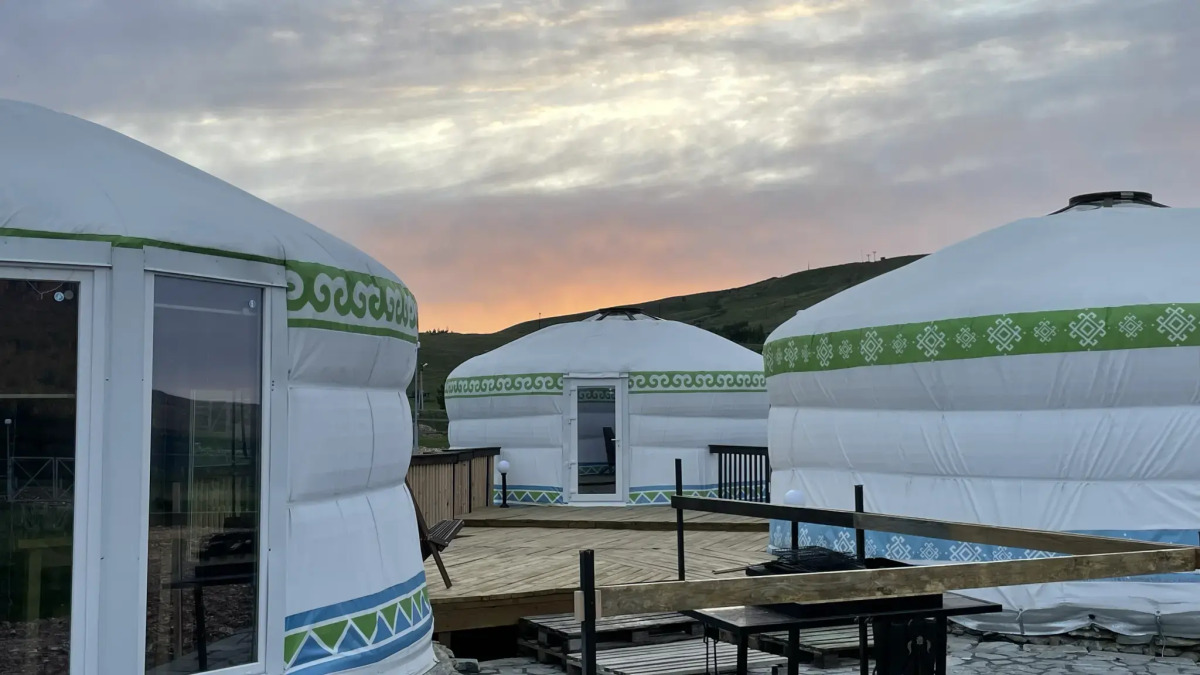 Юмарт озеро Талкас База семейного отдыха