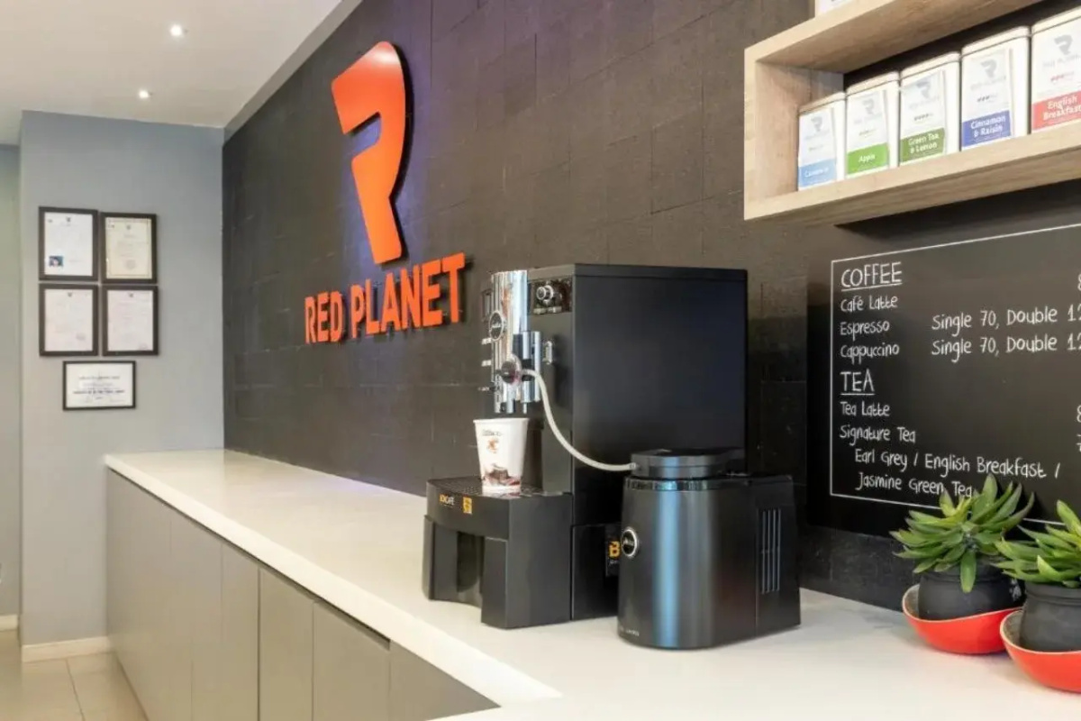 Easy Planet Bangkok Surawong