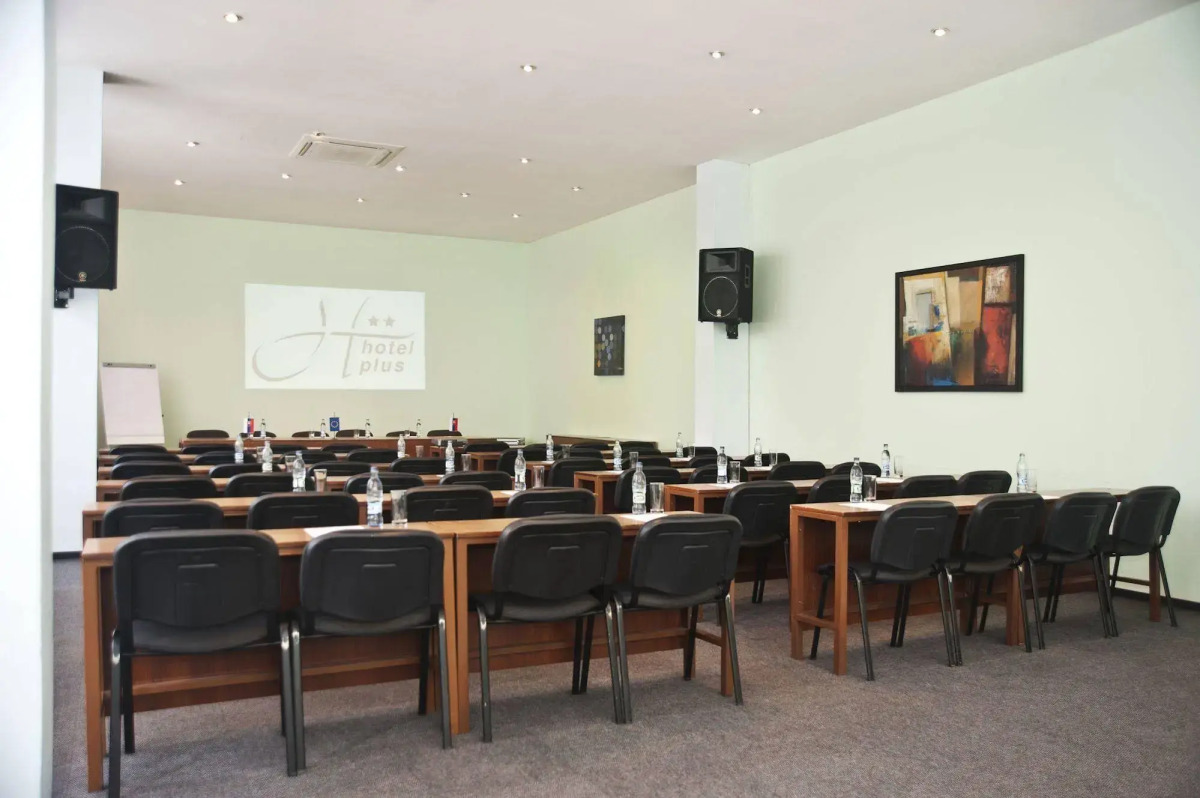 Hotel Plus