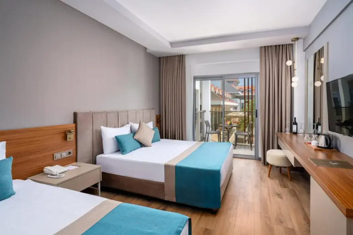 Side Story Resort & Spa