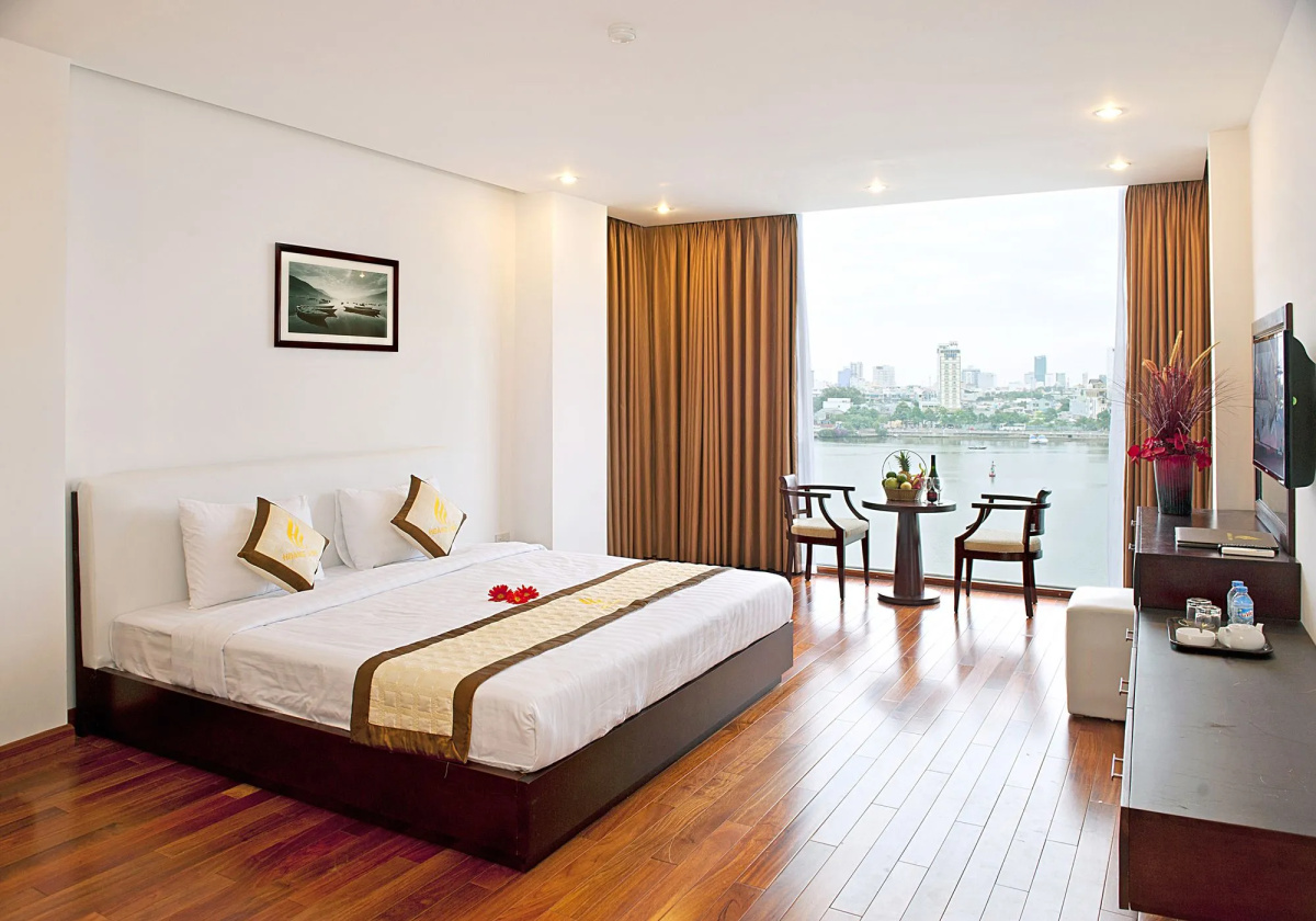 Hoang Linh Riverside Hotel