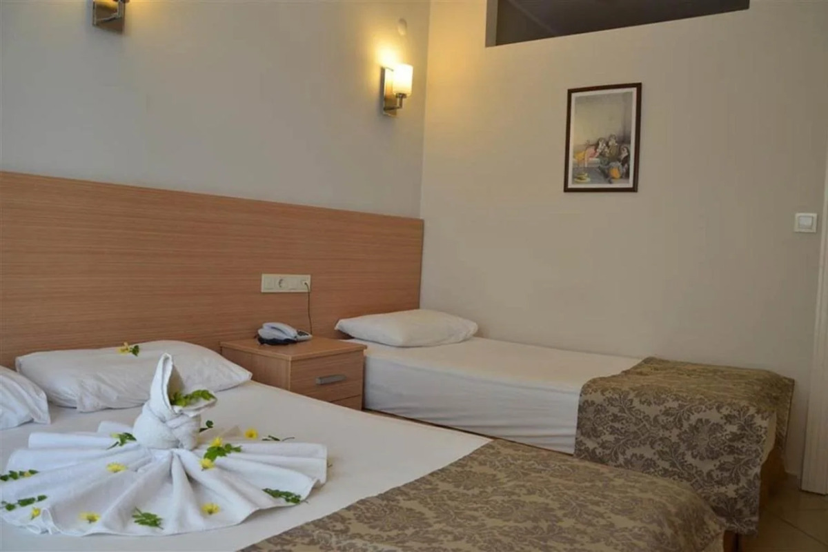 Sun City Apartments & Hotel