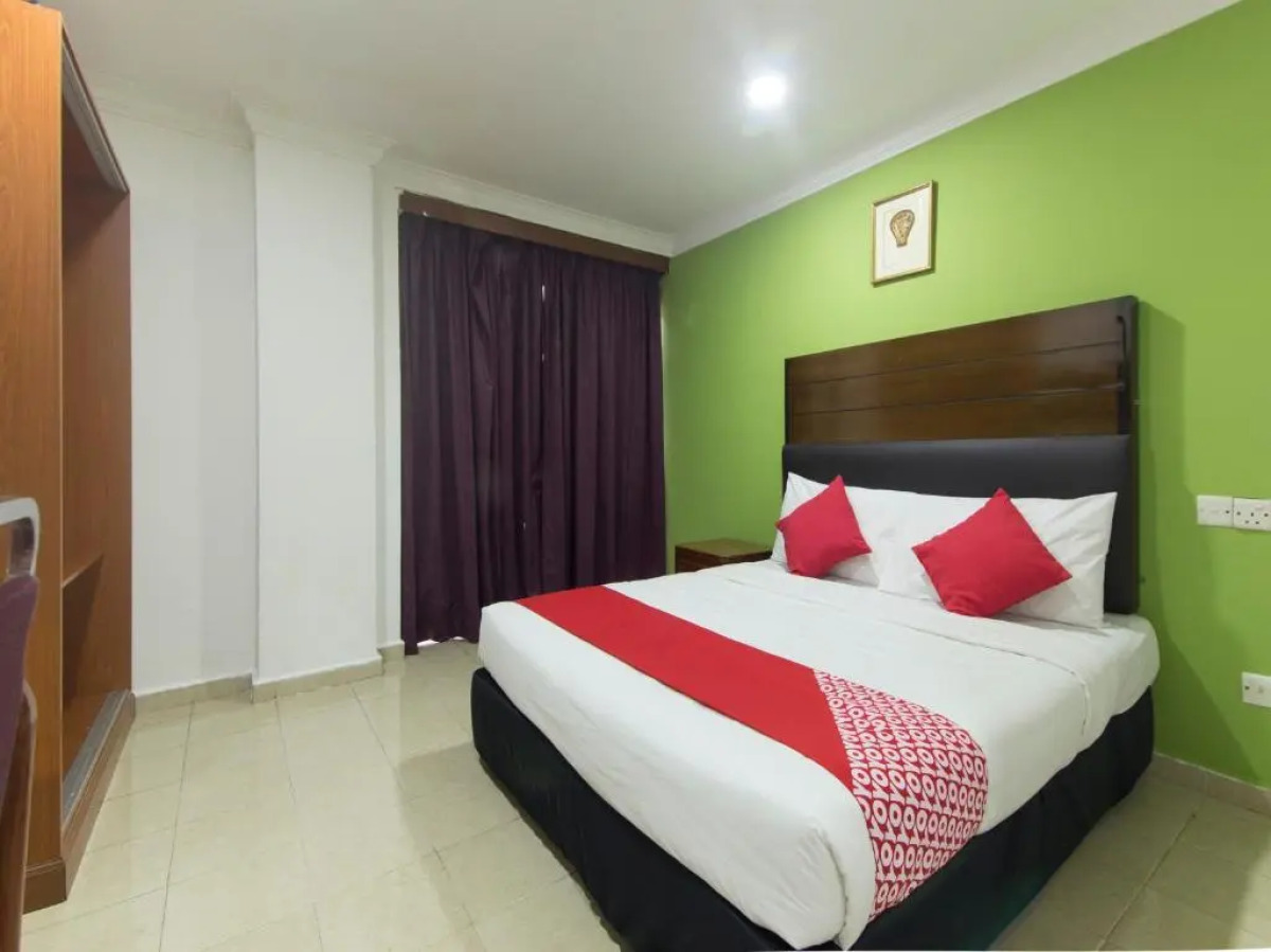 OYO 805 Hotel Run Star