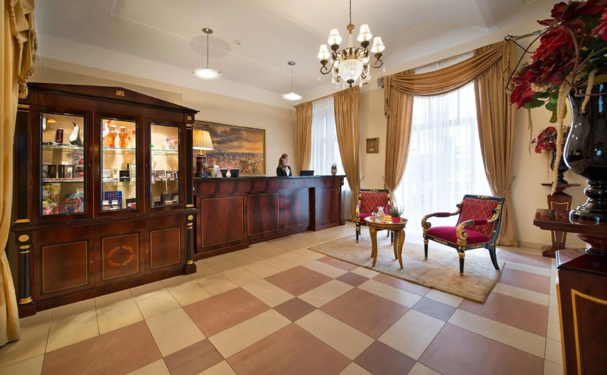 EA Embassy Prague Hotel