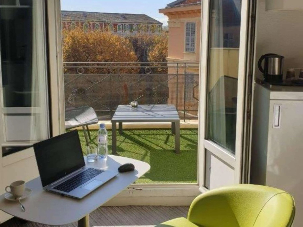 Отель Mercure Nice Centre Grimaldi