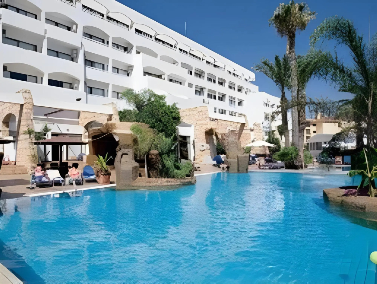 Melini Hotel Suites