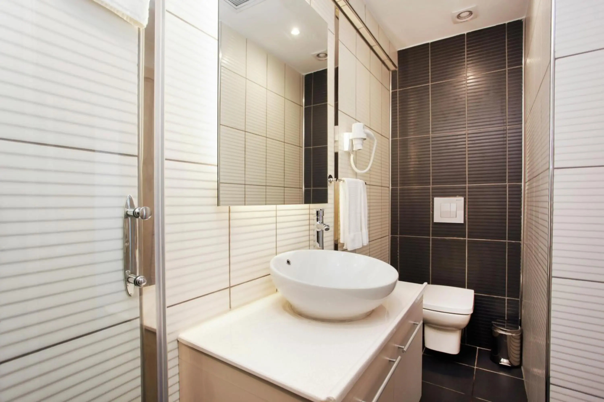 Easy Planet Bangkok Surawong