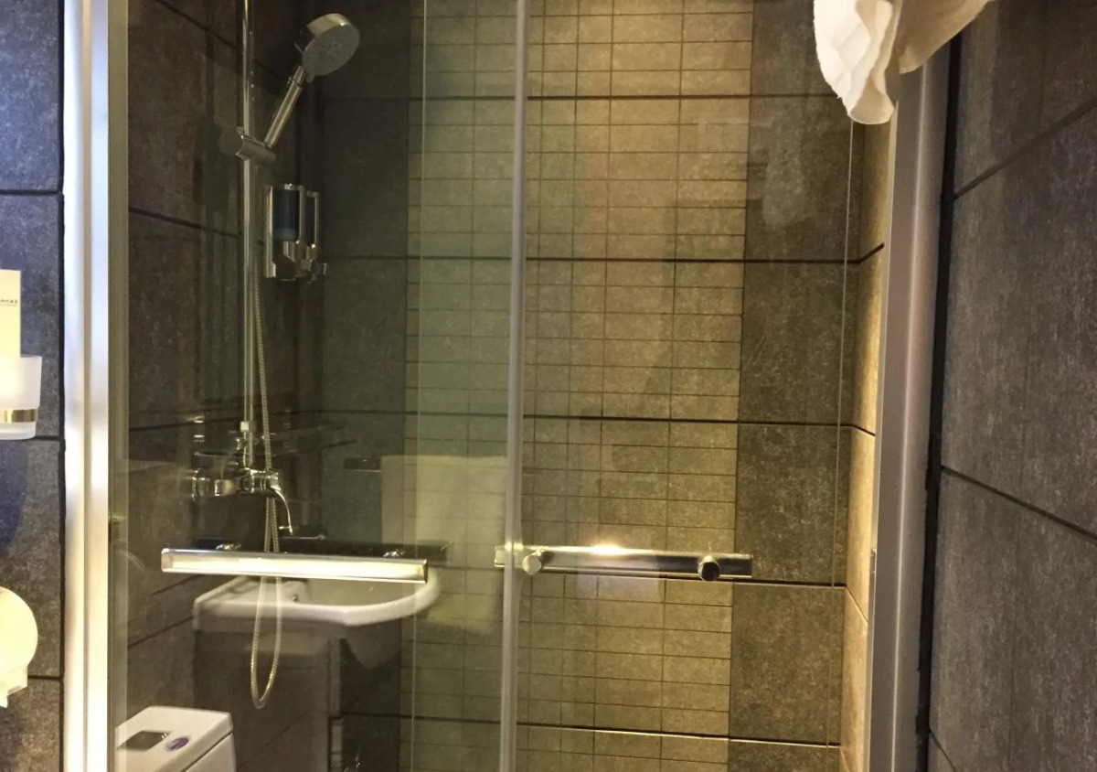 Seasons Hotel - Causeway Bay