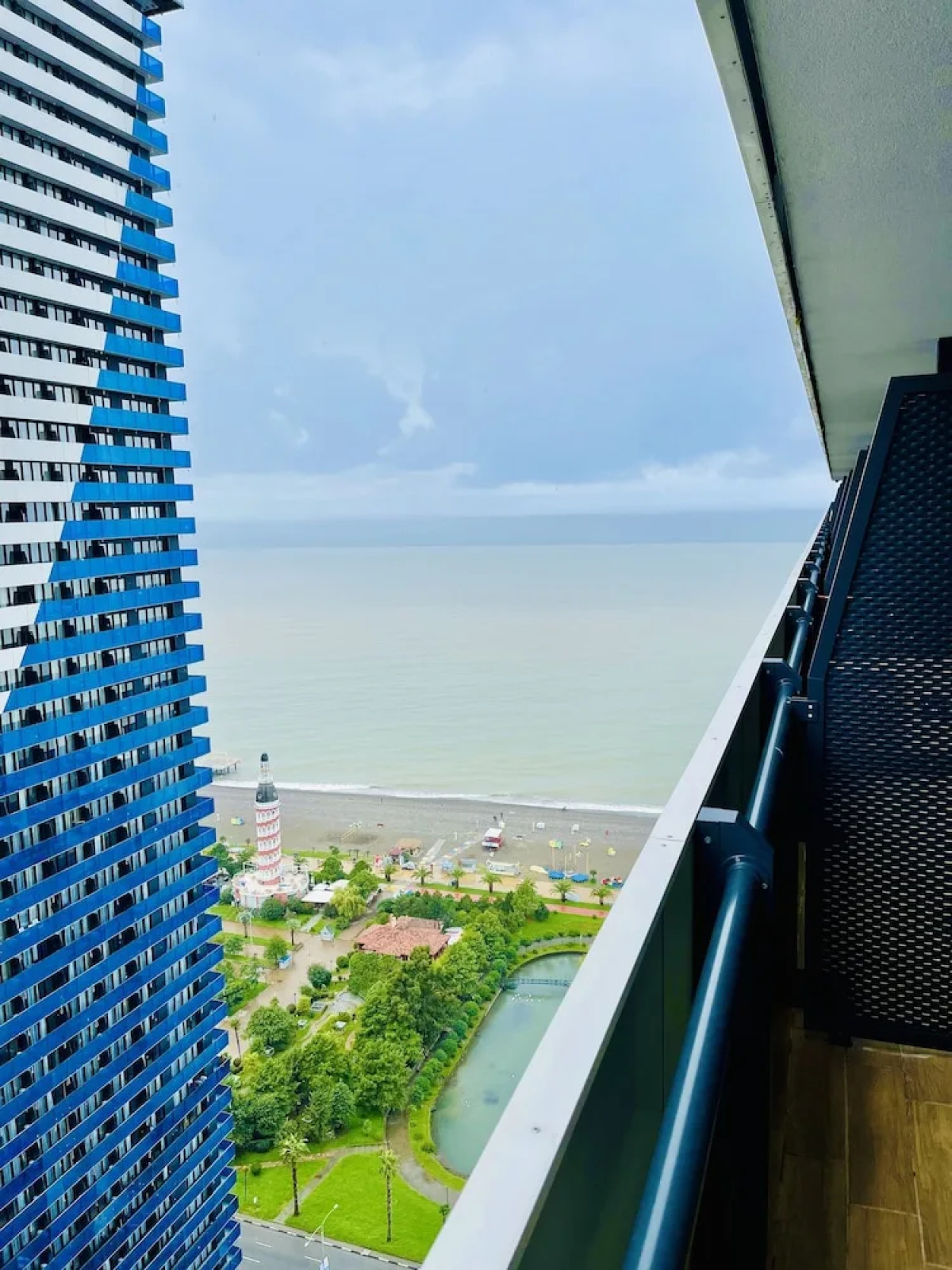 Апартаменты Royal Sea Breeze