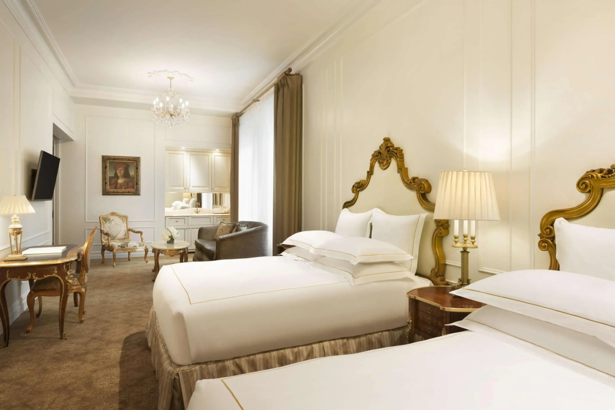 Отель The Plaza