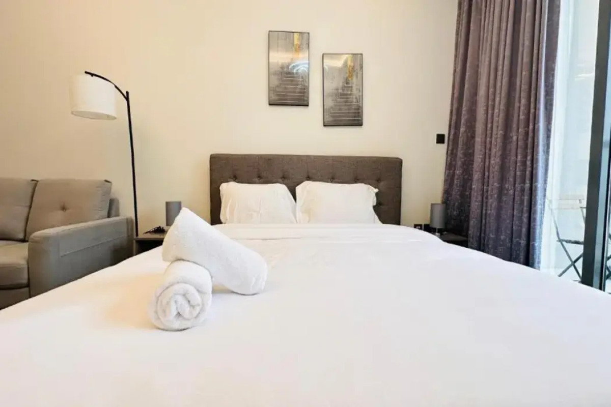 Luxury Spacious Apartment Near Downtown with Balcony and Free Parking by Belvilla