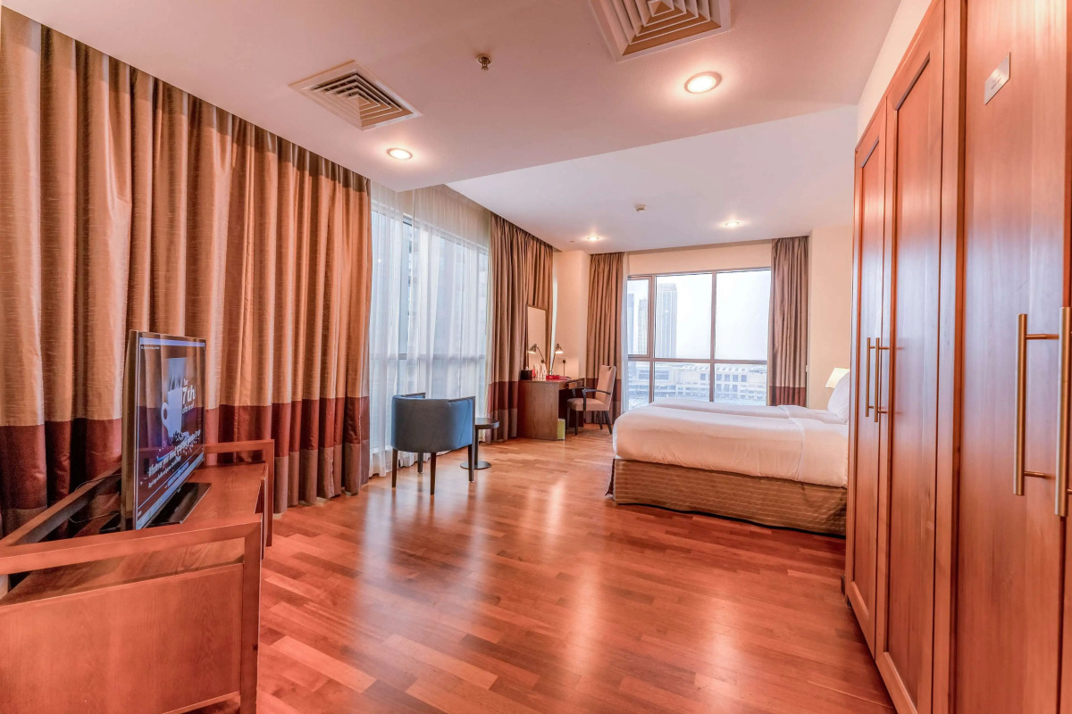Отель Ramada by Wyndham Downtown Dubai