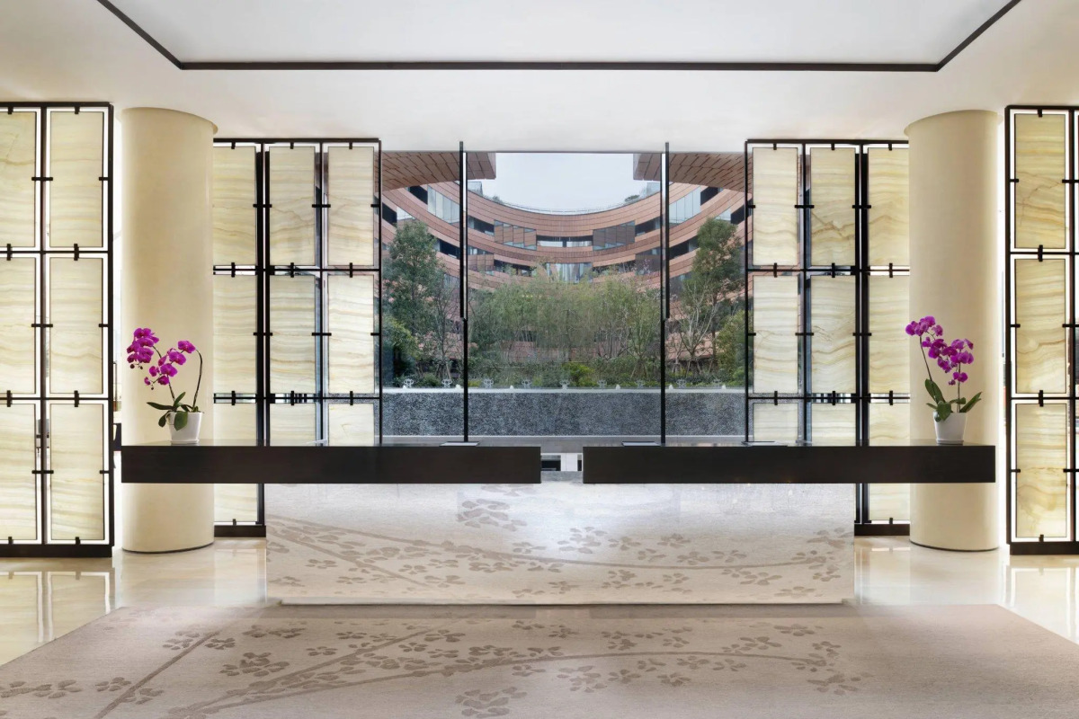 HUALUXE Shanghai Twelve at Hengshan by IHG