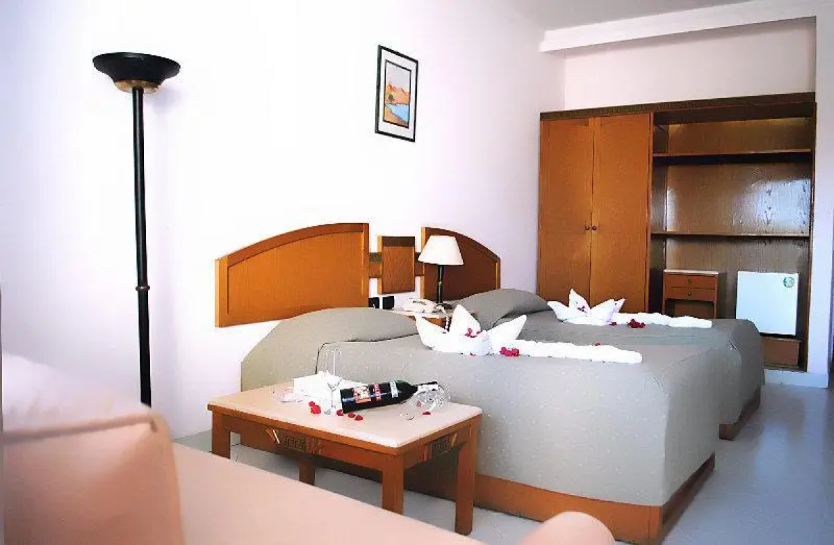 Karma Hotel