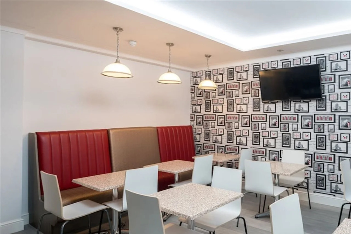 OYO Bakers Hotel London Victoria