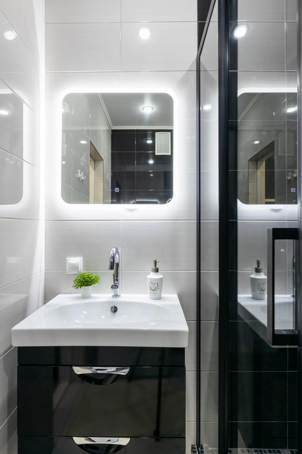 Сутки Уфа на улице Пархоменко